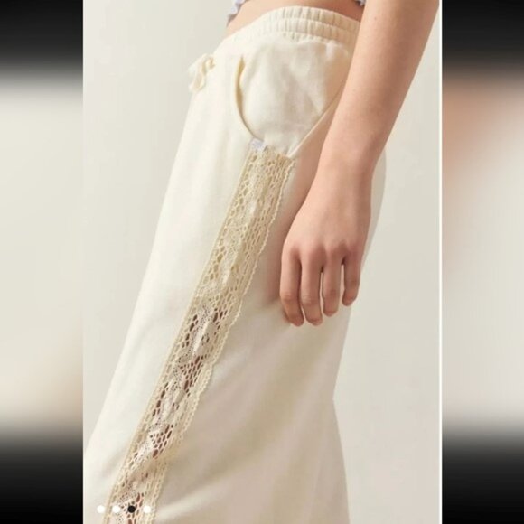 NWT  Urban Outfitters Jayce Lace-Inset Sweatpants - Picture 3 of 4